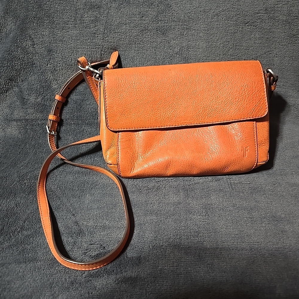 Frye Leather Reed Crossbody Color Burnt Orange - $288  A375850